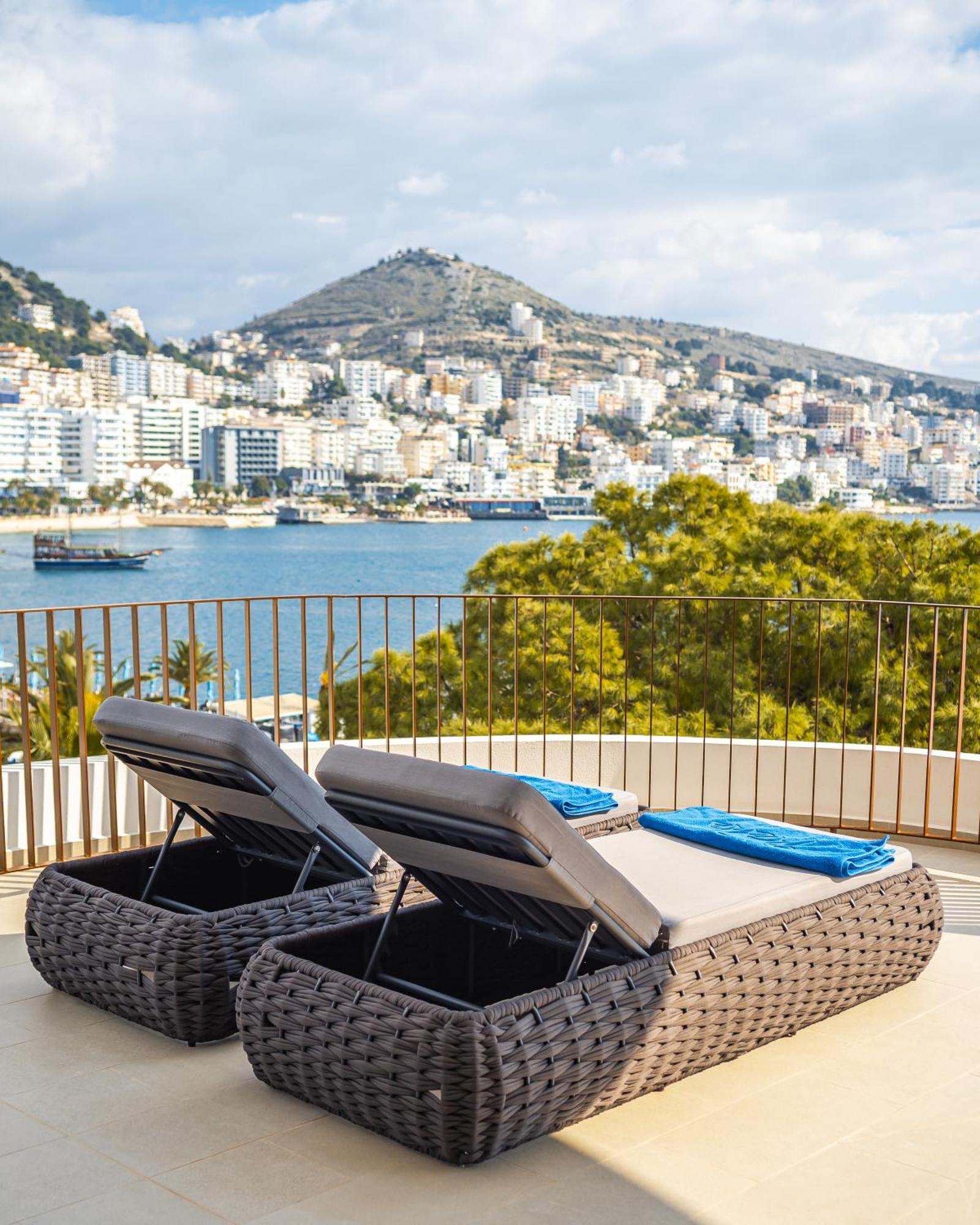 Hotel Vale Sarandë 외부 사진