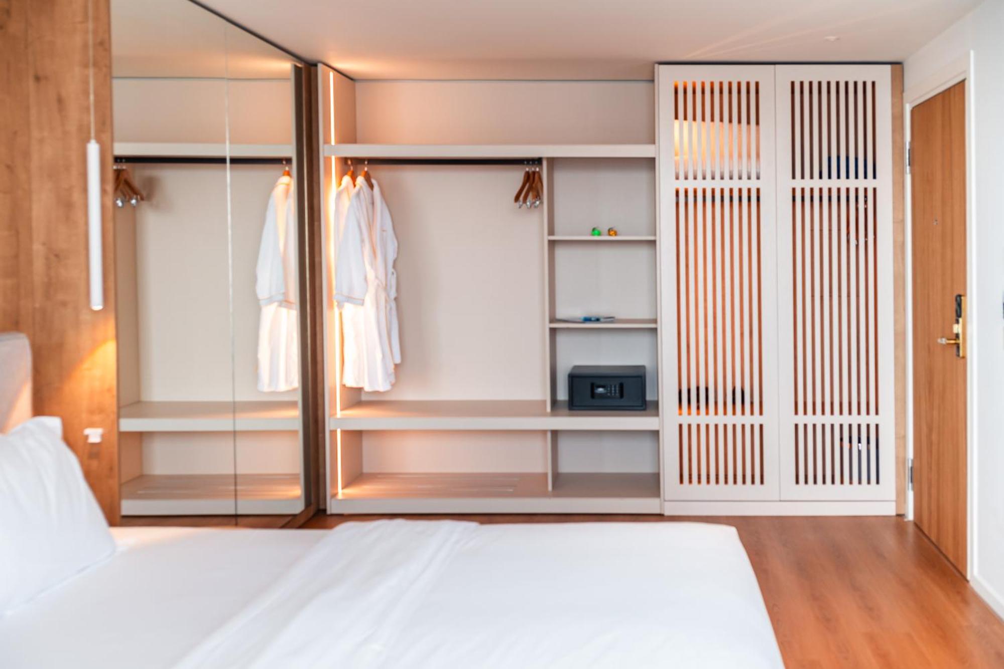 Hotel Vale Sarandë 외부 사진
